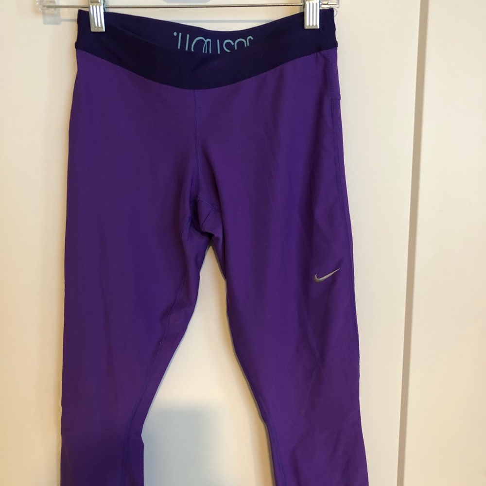 Nike cropped leggings